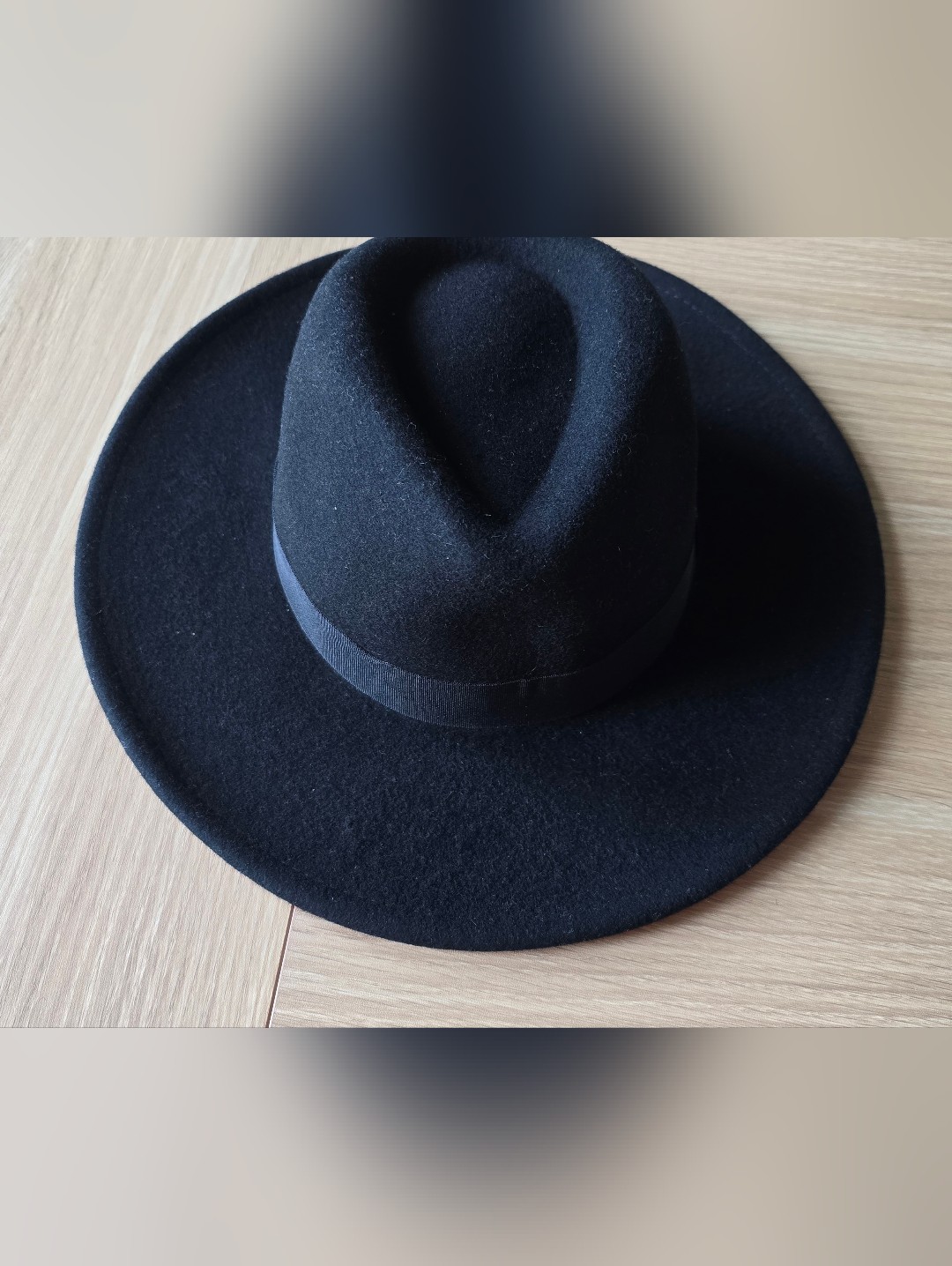 Women's Classic Black Felt Fedora Hat